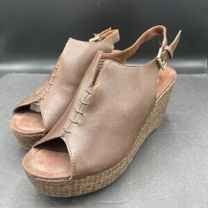 Crown Vintage  Strap Wedge Sandals Women’s Shoe 8
